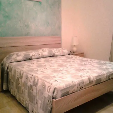 Apartment With 2 Bedrooms In Torre Pali, With Enclosed Garden - 800 M *